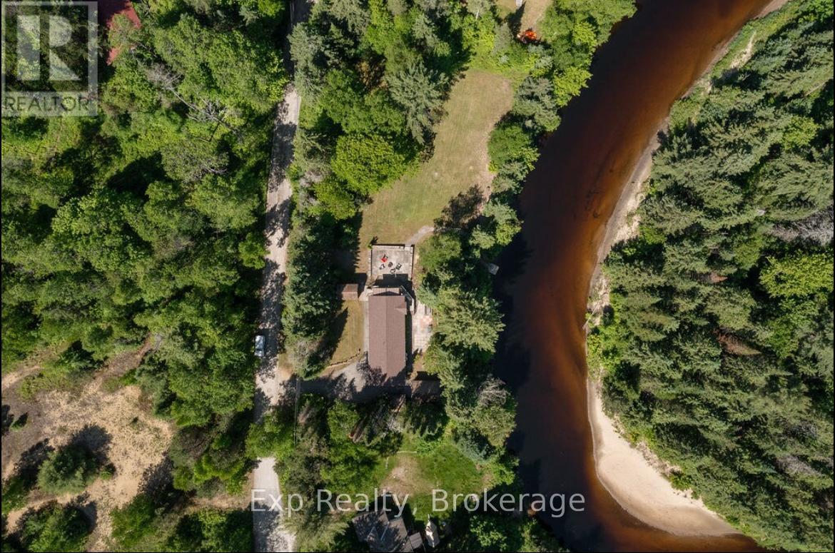 Residential in Huntsville (Chaffey) 4