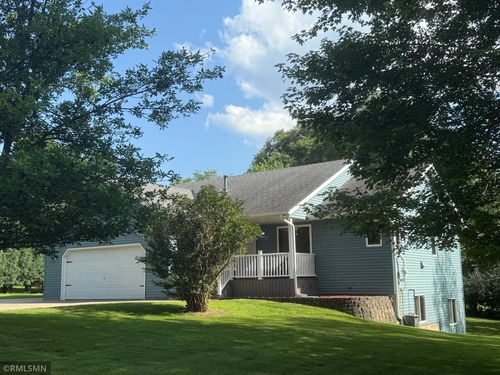 9641 Meadow Ln, Saint Joseph, MN, 56374-9757 | Card Image