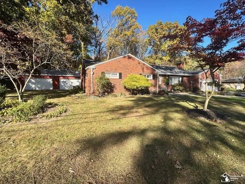 1138 Mapleway Dr, Temperance, MI, 48182-9377 | Card Image