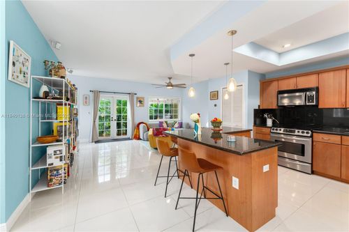 apt-1-2919 Coconut Ave, Miami, FL, 33133-3730 | Card Image