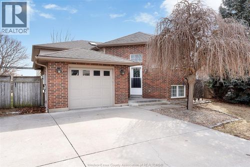 342 Thorn Ridge Cres, Amherstburg, ON, N9V3X4 | Card Image