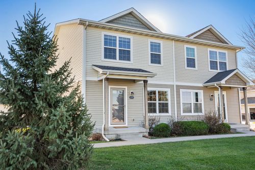 5895 Marble Cir, Johnston, IA, 50131-2455 | Card Image