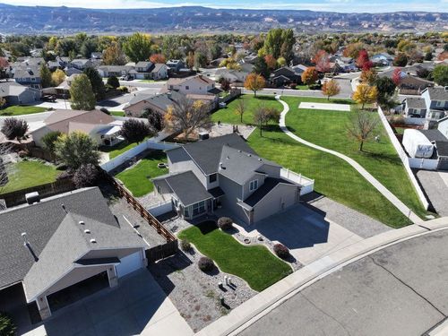 334 W Applewood Dr, Fruita, CO, 81521-8810 | Card Image