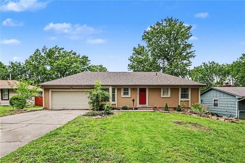 9306 E 82nd St, Raytown, MO, 64138-2021 | Card Image