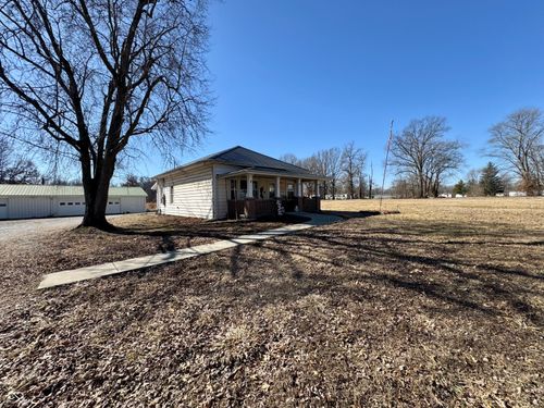 607 E Center St, Hymera, IN, 47855-5508 | Card Image