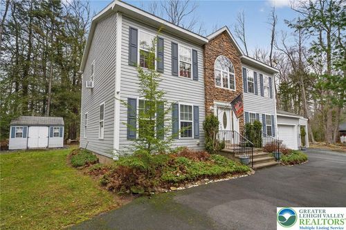 216 Pheasant Pl, Tobyhanna, PA, 18466-7878 | Card Image