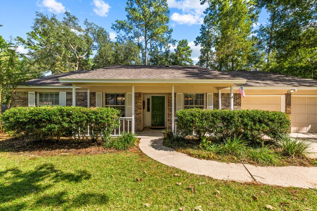 Vicksburg Ct, Tallahassee, FL 32308