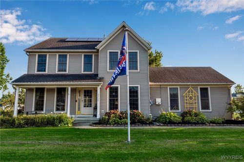 3308 Brookfield Ln, Hamburg, NY, 14075-3654 | Card Image