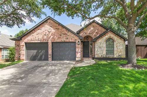 2485 Yuma Dr, Little Elm, TX, 75068-6655 | Card Image