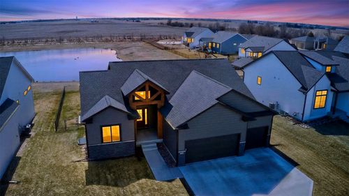 334 Cedar Dr, Gilbert, IA, 50105-2103 | Card Image