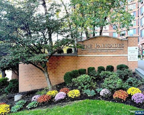 100 Old Palisade Rd, Fort Lee, NJ, 07024-7064 | Card Image