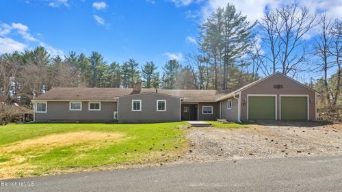 4 Fox Meadow Ln, Stockbridge, MA, 01262 | Card Image
