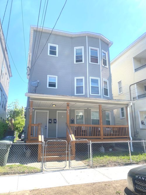 898 Hancock Ave, Bridgeport, CT, 06605-1930 | Card Image