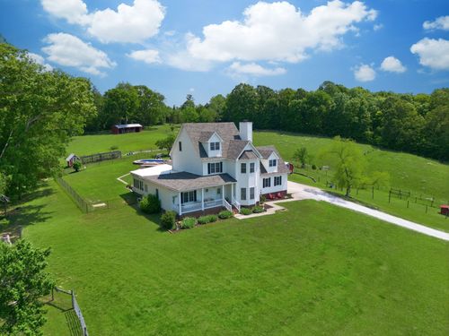1732 Cedar Creek Rd, Vanleer, TN, 37181-5127 | Card Image