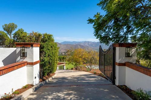 6022 Cielo Vista Ct, Camarillo, CA, 93012-8210 | Card Image