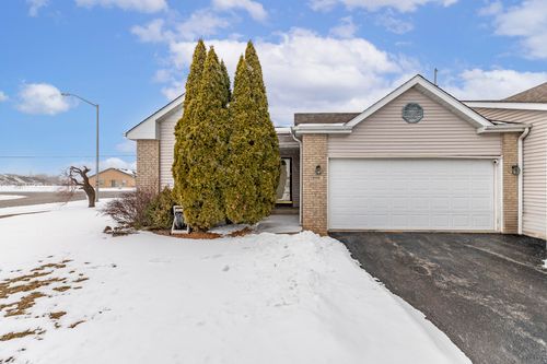 990 W 87th Ave, Merrillville, IN, 46410-8512 | Card Image