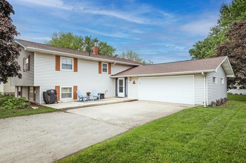 208 Concord St, West Concord, MN, 55985-5501 | Card Image