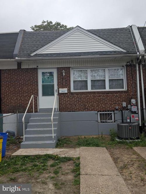 2407 S 12th St, CAMDEN, NJ, 08104-2615 | Card Image