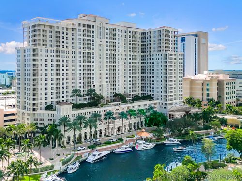 apt-807-511 Se 5 Avenue, Fort Lauderdale, FL, 33301 | Card Image