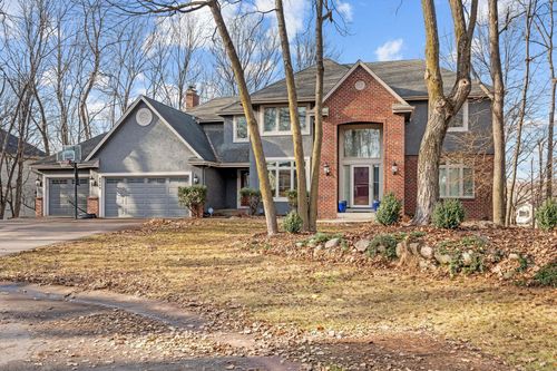 6340 Summit Cir, Chanhassen, MN, 55317-9138 | Card Image