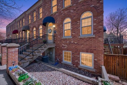 5410 Sunset Dr, Cheyenne, WY, 82009-3702 | Card Image