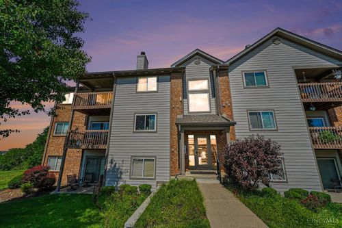 8909 Eagleview Dr, West Chester, OH, 45069 | Card Image