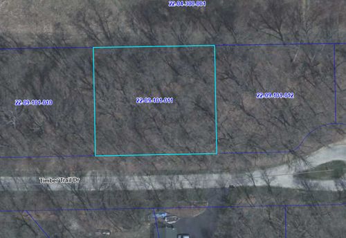 805 Timber Trail Dr, Dixon, IL, 61021-8933 | Card Image