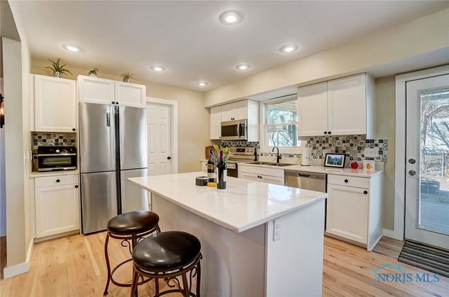 7371 West St, House other with 3 bedrooms, 3 bathrooms and null parking in Russells Point OH | Image 14