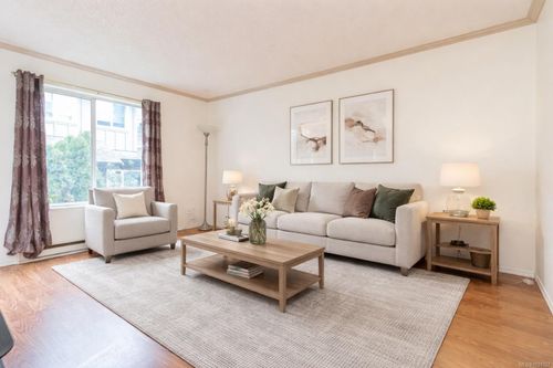 1-1140 Trans Canada Highway, Ladysmith, BC, V9G1B2 | Card Image