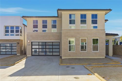 101 Red Oak, Lake Forest, CA, 92630-8532 | Card Image