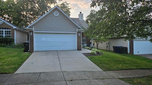 265 Darenia Ln, Lexington, KY, 40511-8634 | Card Image
