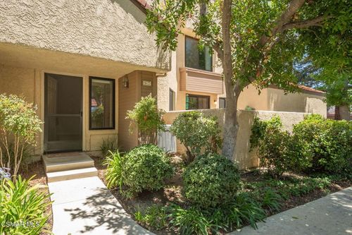 97-2212 Birchglen St, Simi Valley, CA, 93063-6518 | Card Image