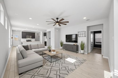 225 Unforgiven Ln, Jarrell, TX, 76537-0750 | Card Image