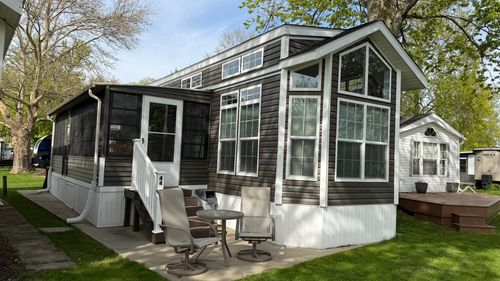 44-363 W Lake St, Sand Lake, MI, 49343-9520 | Card Image