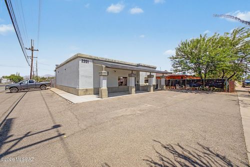 2201 E 21st Street, Tucson, AZ, 85719 | Card Image
