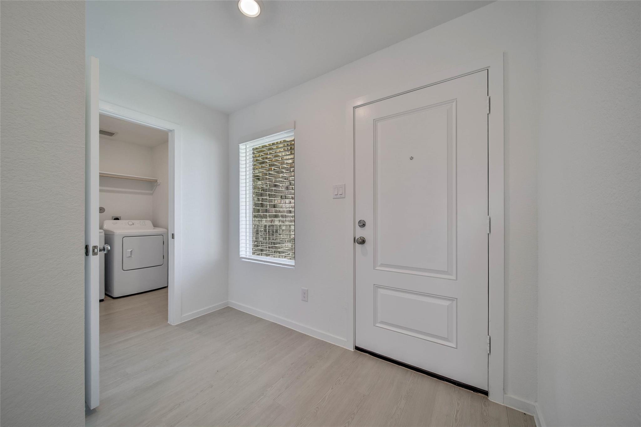 Residential Lease in New Caney 3