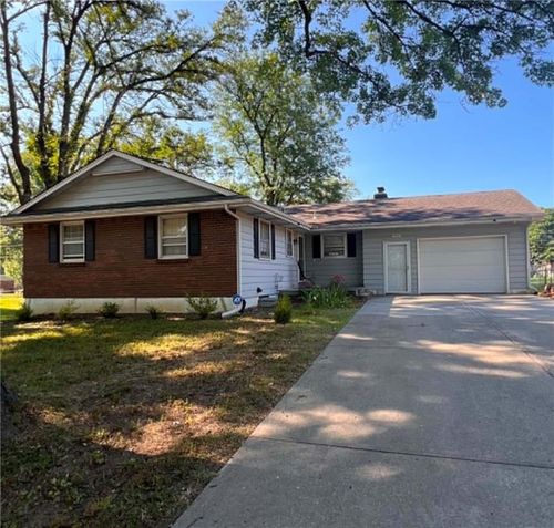 14705 E 39th Ter S, Independence, MO, 64055-4211 | Card Image