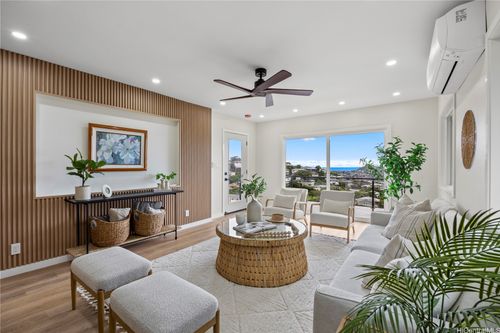 1854 Saint Louis Dr, Honolulu, HI, 96816-1933 | Card Image