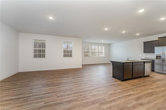 5901 Crossview Dr, House other with 3 bedrooms, 3 bathrooms and null parking in Kernersville NC | Image 6