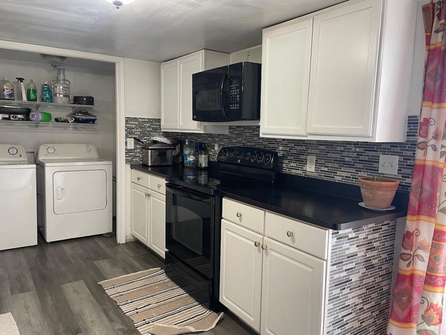 Kitchen | Image 18