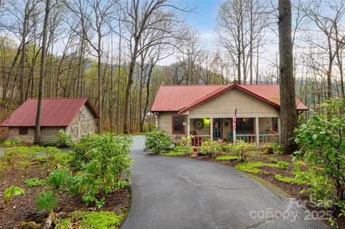 75 Sugar Hill Dr, Weaverville, NC, 28787-8646 | Card Image