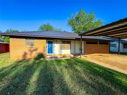 1705 N Avenue G, Haskell, TX, 79521-3025 | Card Image