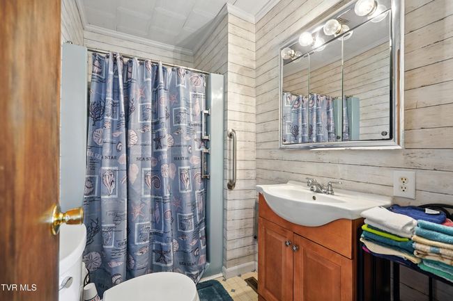 1710 Shawnee Ave E, House other with 4 bedrooms, 2 bathrooms and null parking in Big Stone Gap VA | Image 31