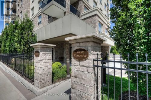 106-223 Erb St W, Waterloo, ON, N2L0B3 | Card Image