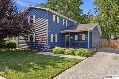 305 E 6th St, Malvern, IA, 51551-8020 | Card Image
