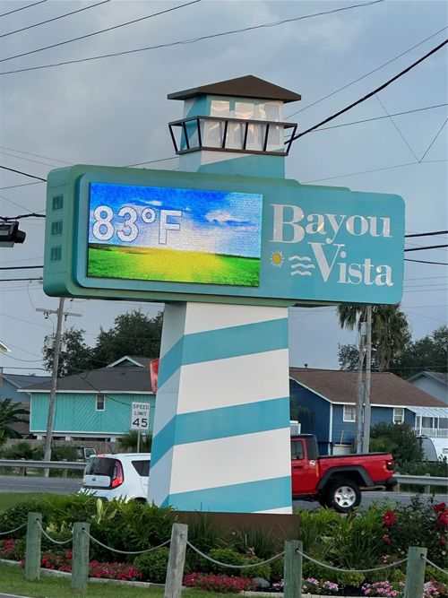 6 Herring Dr, Bayou Vista, TX, 77563-2600 | Card Image