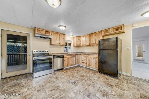 3075 E Collingwood Ave, Post Falls, ID, 83854-7088 | Card Image