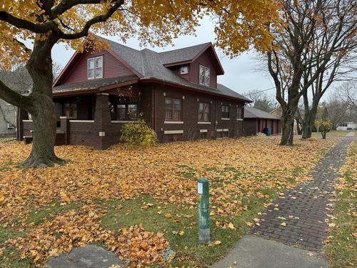 203 S 1st St, Tonica, IL, 61370-9417 | Card Image