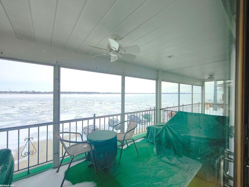 165 S Water St, Marine City, MI, 48039-3618 | Card Image