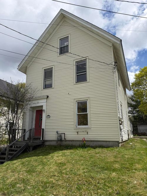 275 Essex Street, Bangor, ME, 04401 | Card Image